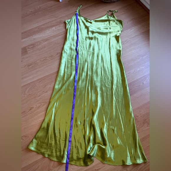 Topshop Satin Maxi  in Light Green size 14 NEVER WORN/NEW ✨ - Picture 16 of 16